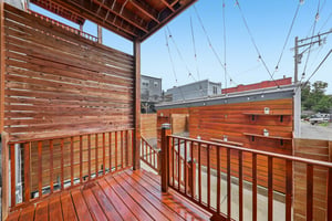 2312 Pestalozzi St-S1706-044.jpg