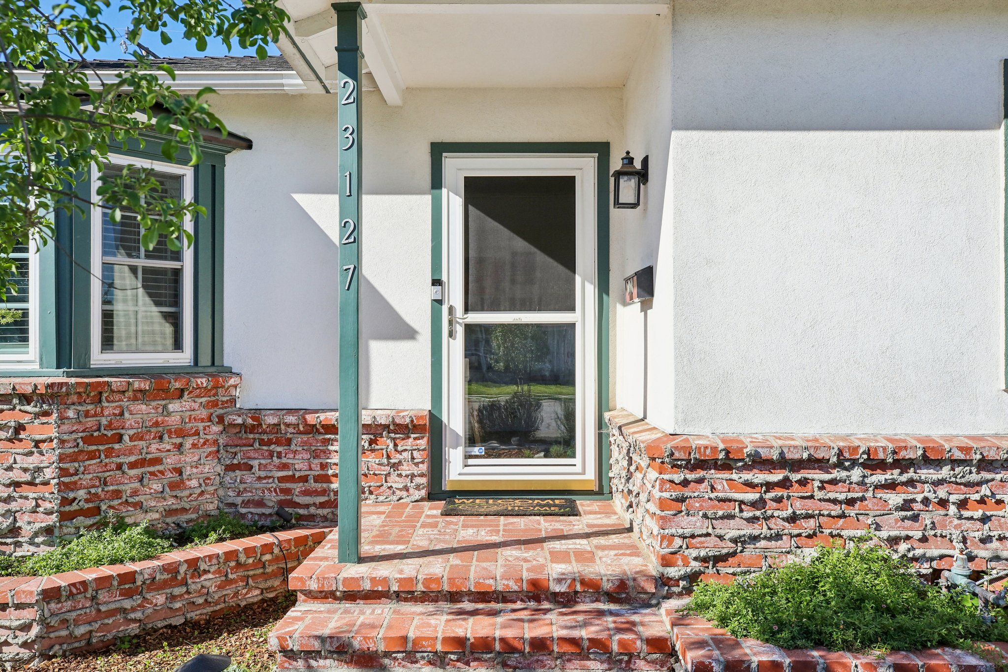 Falena Ave-S1601-004.jpg