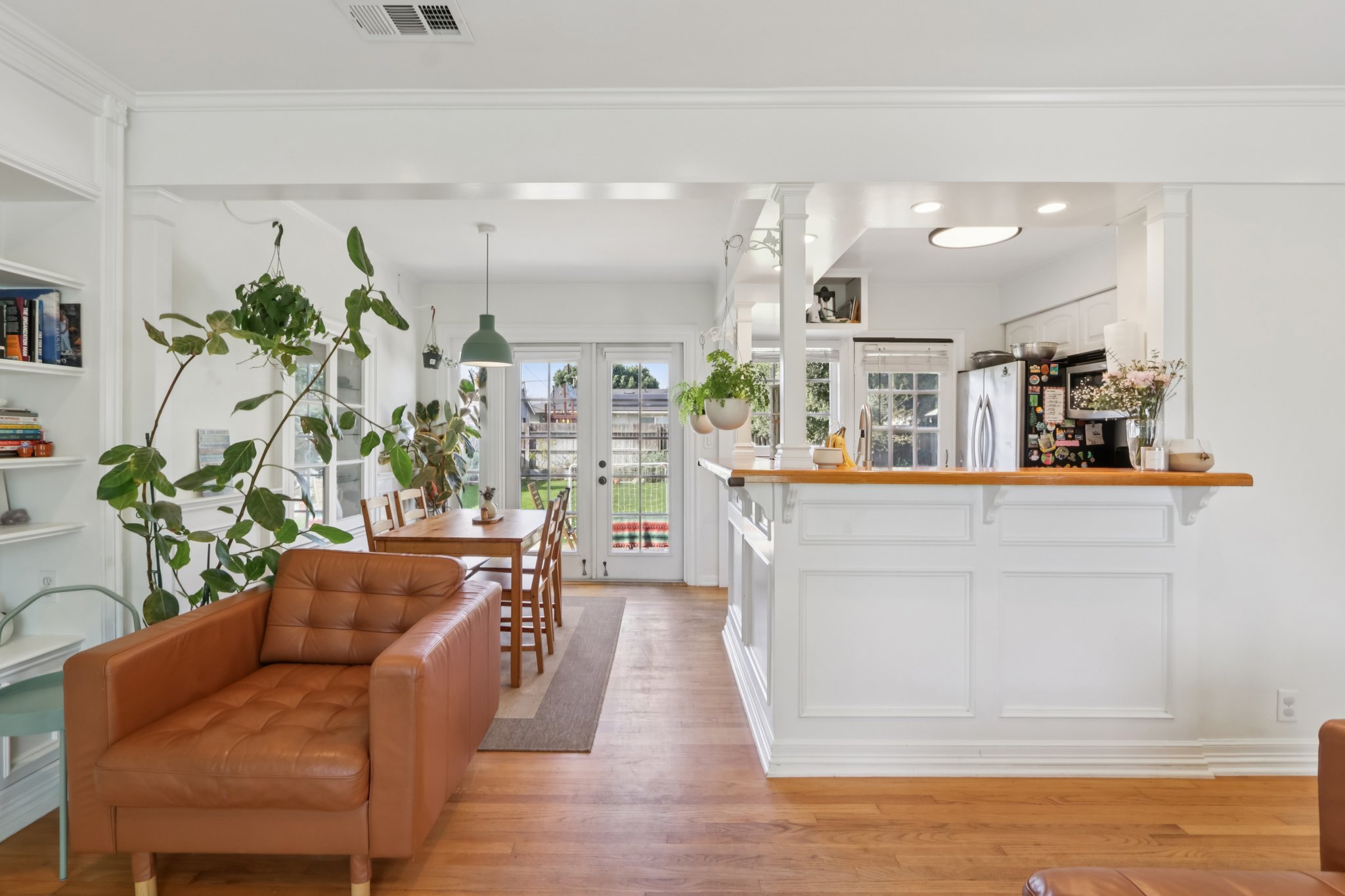 Falena Ave-S1801-007.jpg