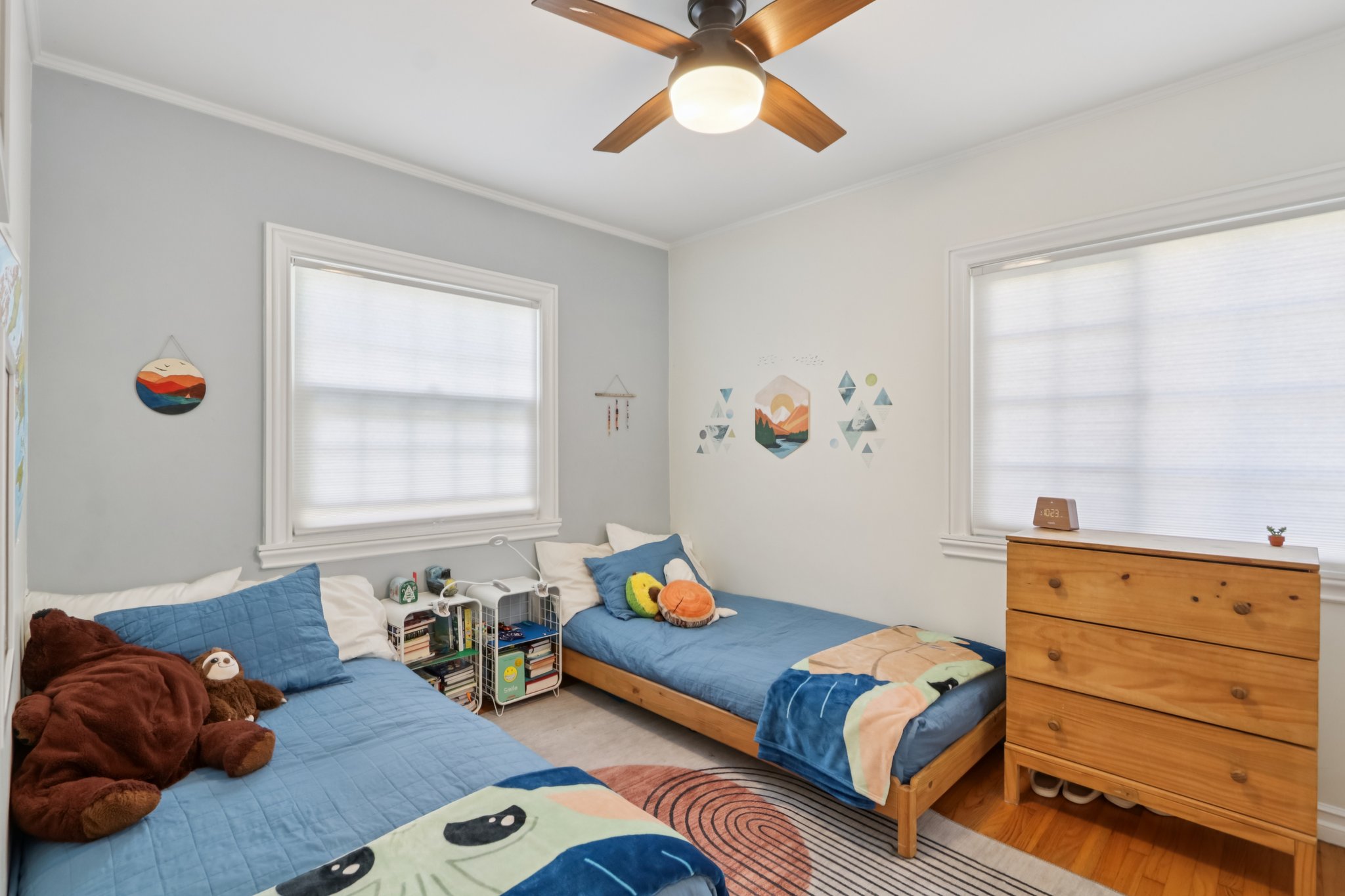 Falena Ave-S1801-014.jpg