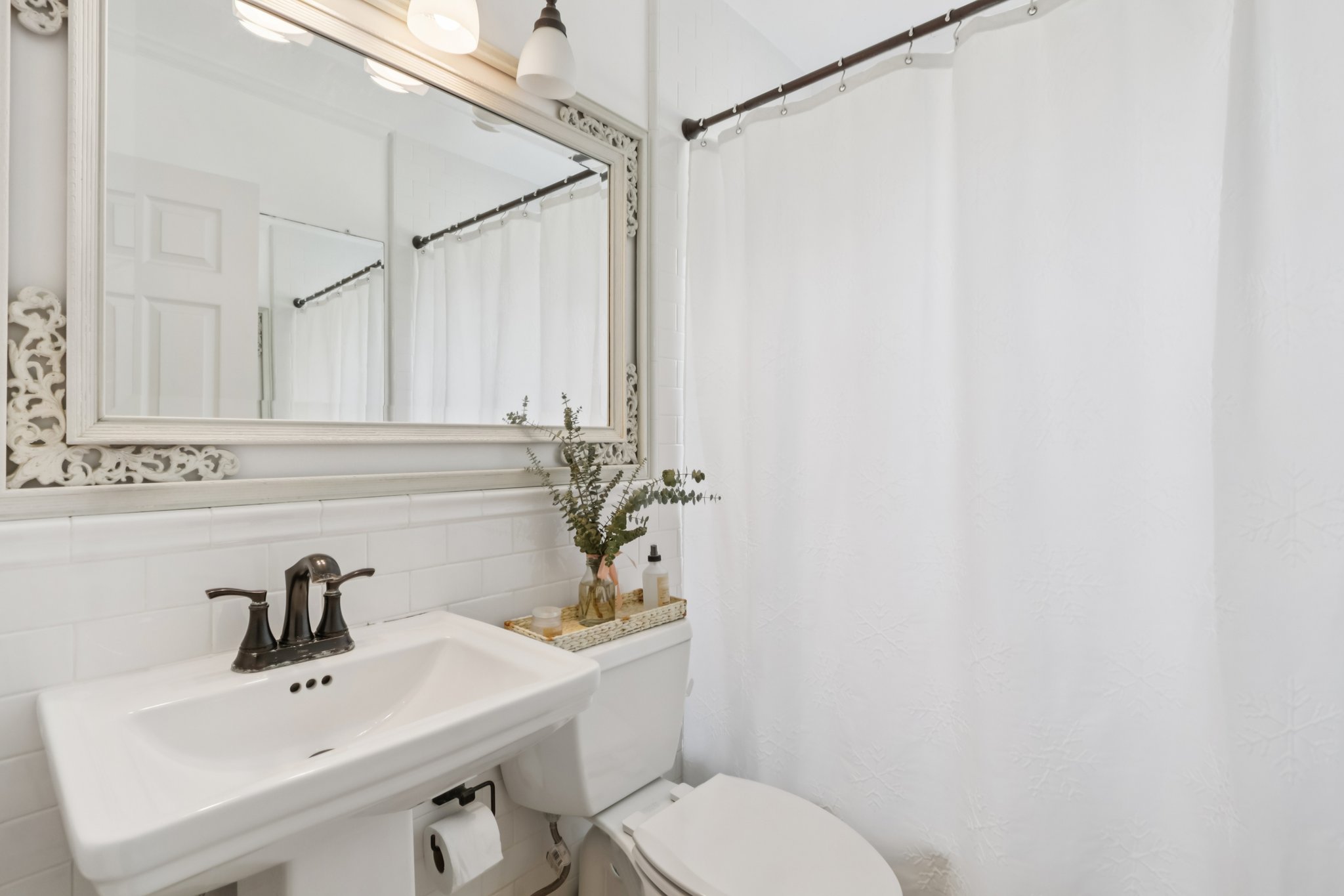 Falena Ave-S1801-022.jpg