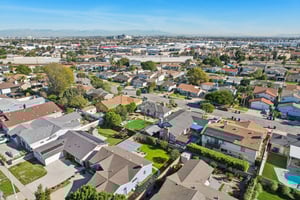 Falena Ave-S1601-015.jpg