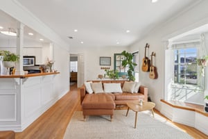 Falena Ave-S1801-003.jpg