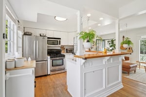 Falena Ave-S1801-011.jpg