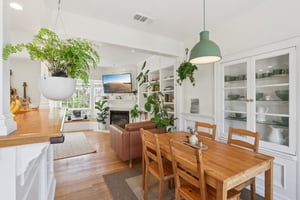 Falena Ave-S1801-013.jpg