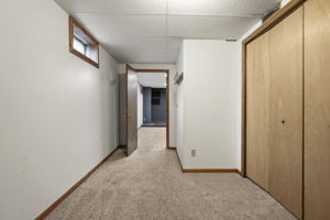  Photo 37