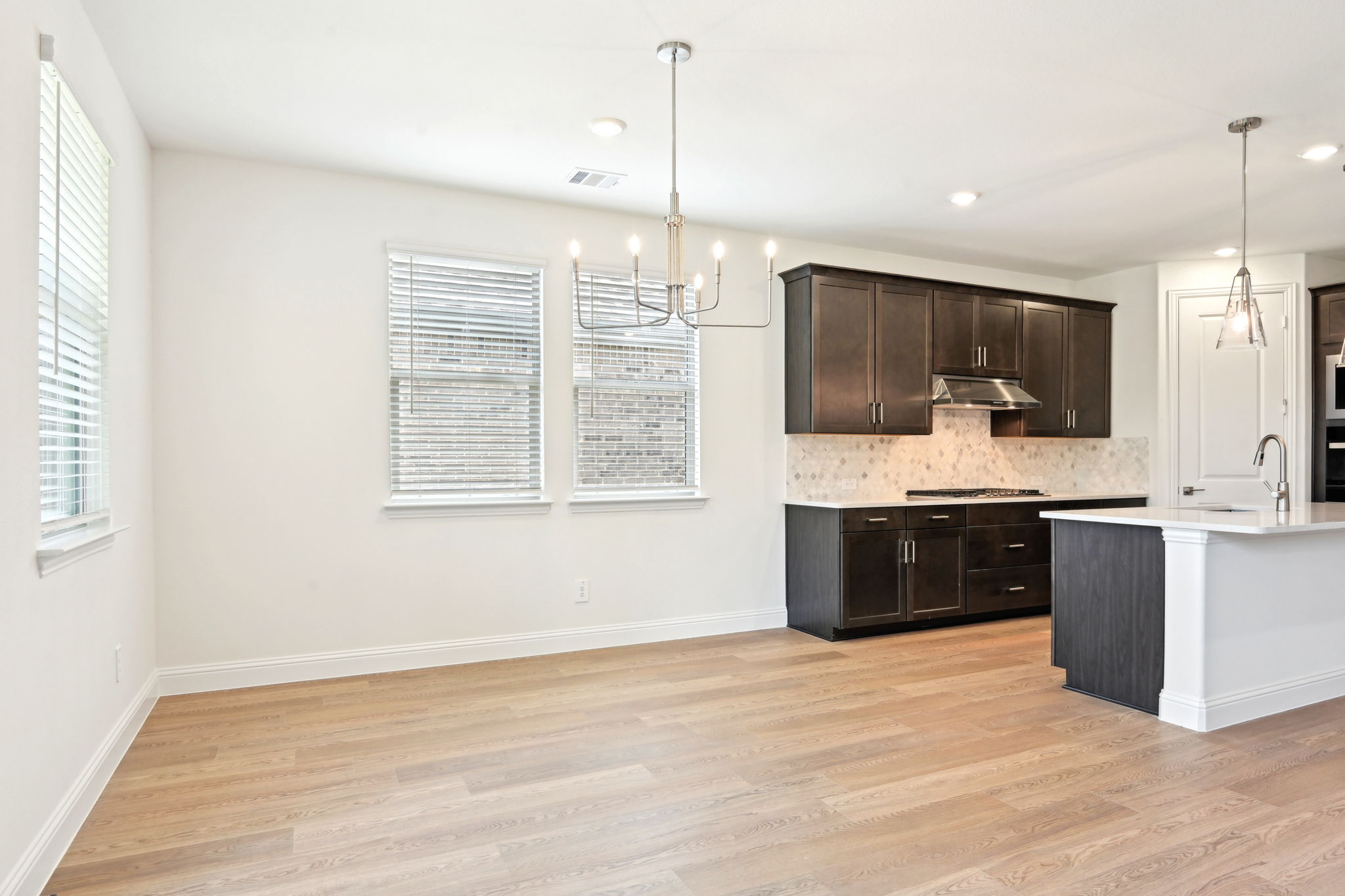 DFW- Ashford Lane- 2313 Wellington Ln  Corinth TX 76210-011