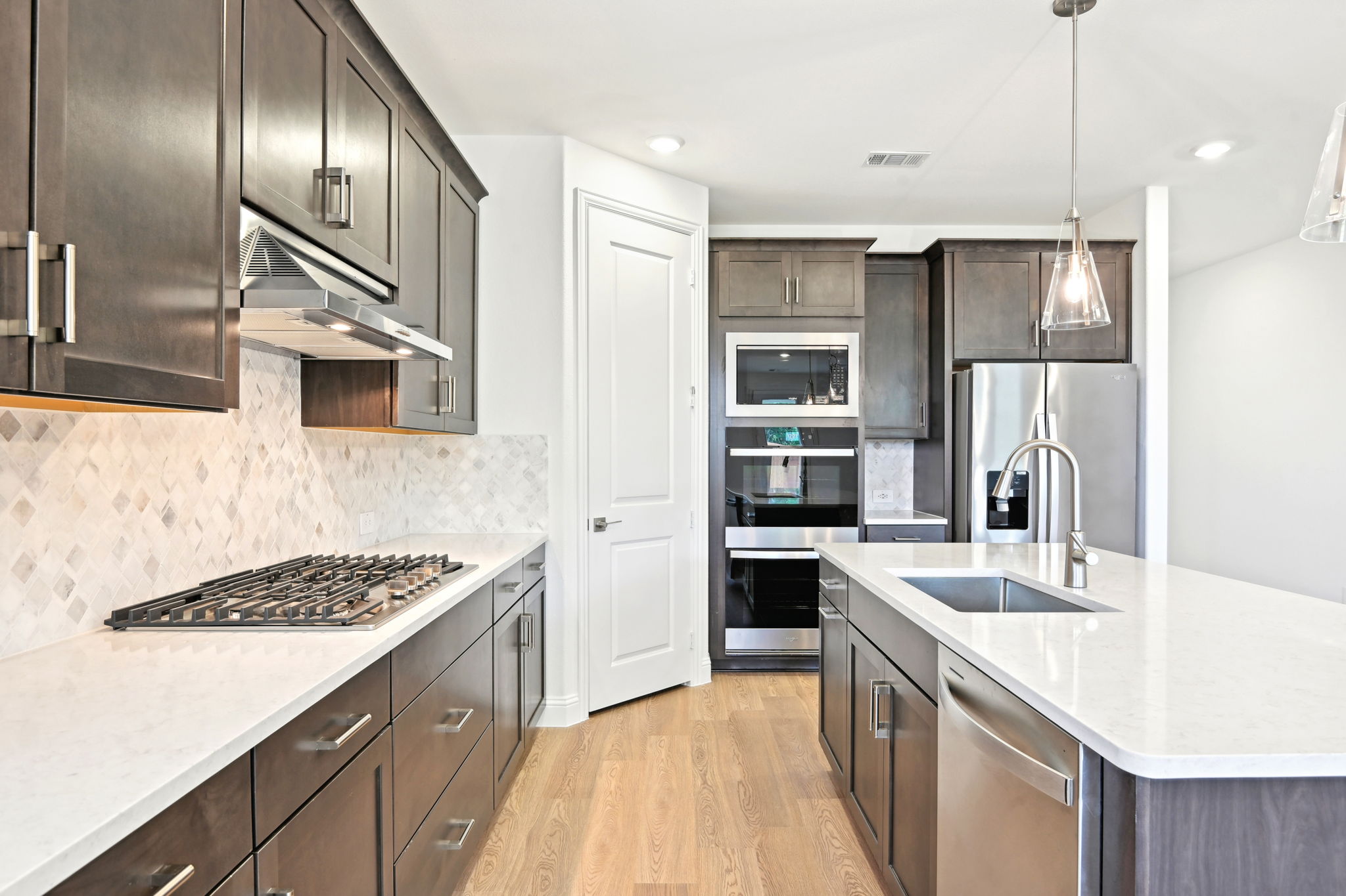 DFW- Ashford Lane- 2313 Wellington Ln  Corinth TX 76210-017