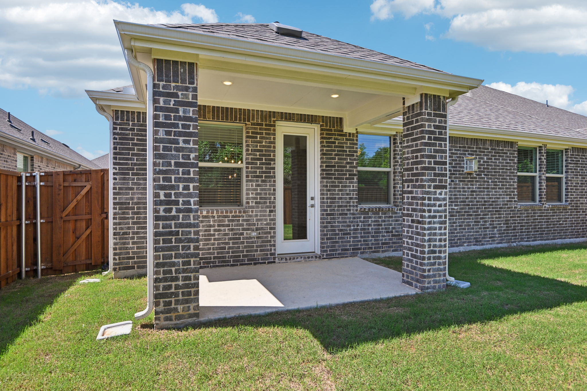 DFW- Ashford Lane- 2313 Wellington Ln  Corinth TX 76210-042