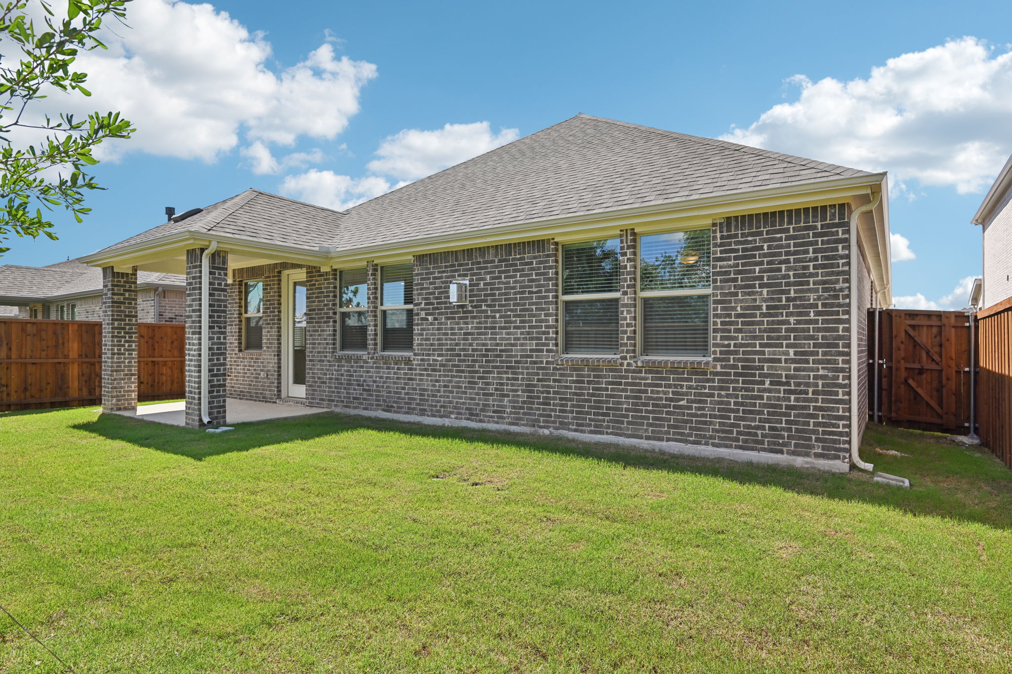 DFW- Ashford Lane- 2313 Wellington Ln  Corinth TX 76210-046