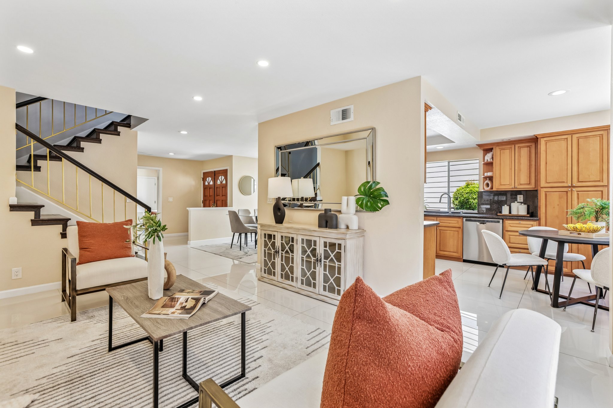 Farmcrest St-S1506-009.jpg