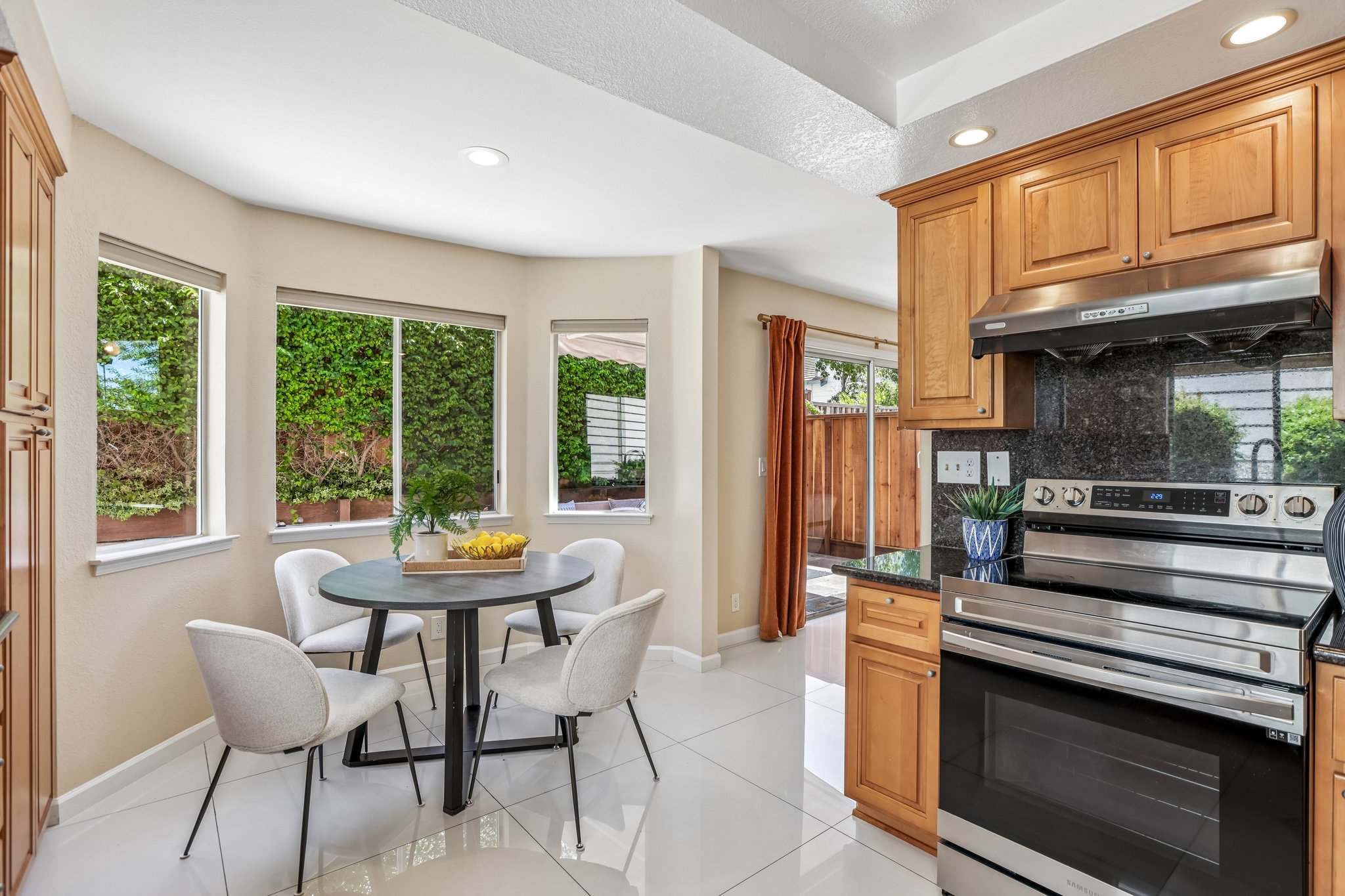 Farmcrest St-S1506-020.jpg