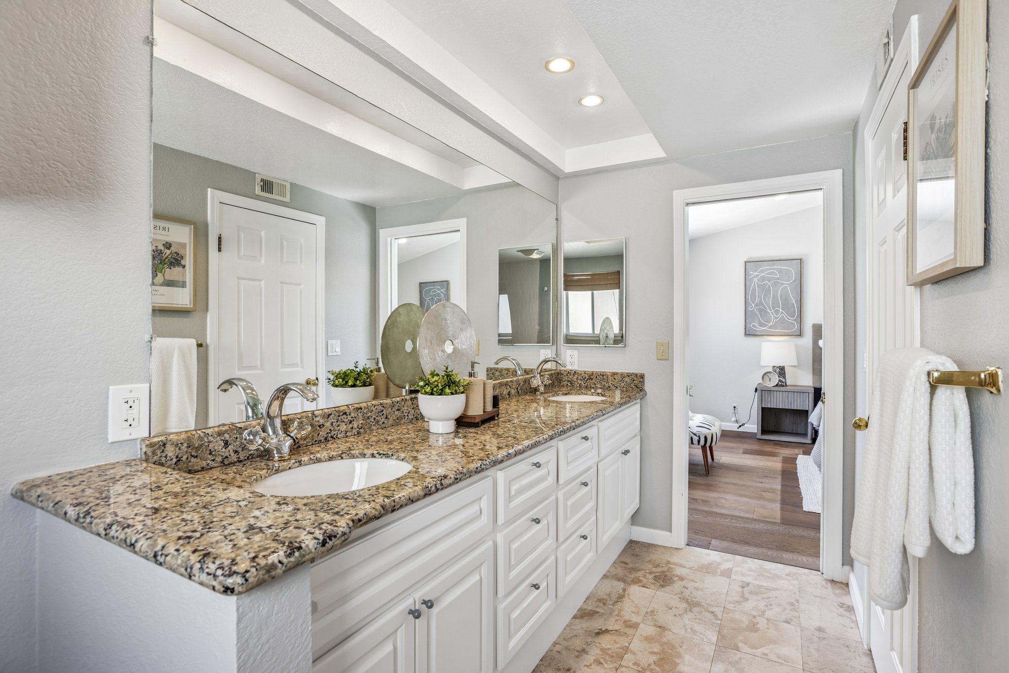 Farmcrest St-S1506-036.jpg