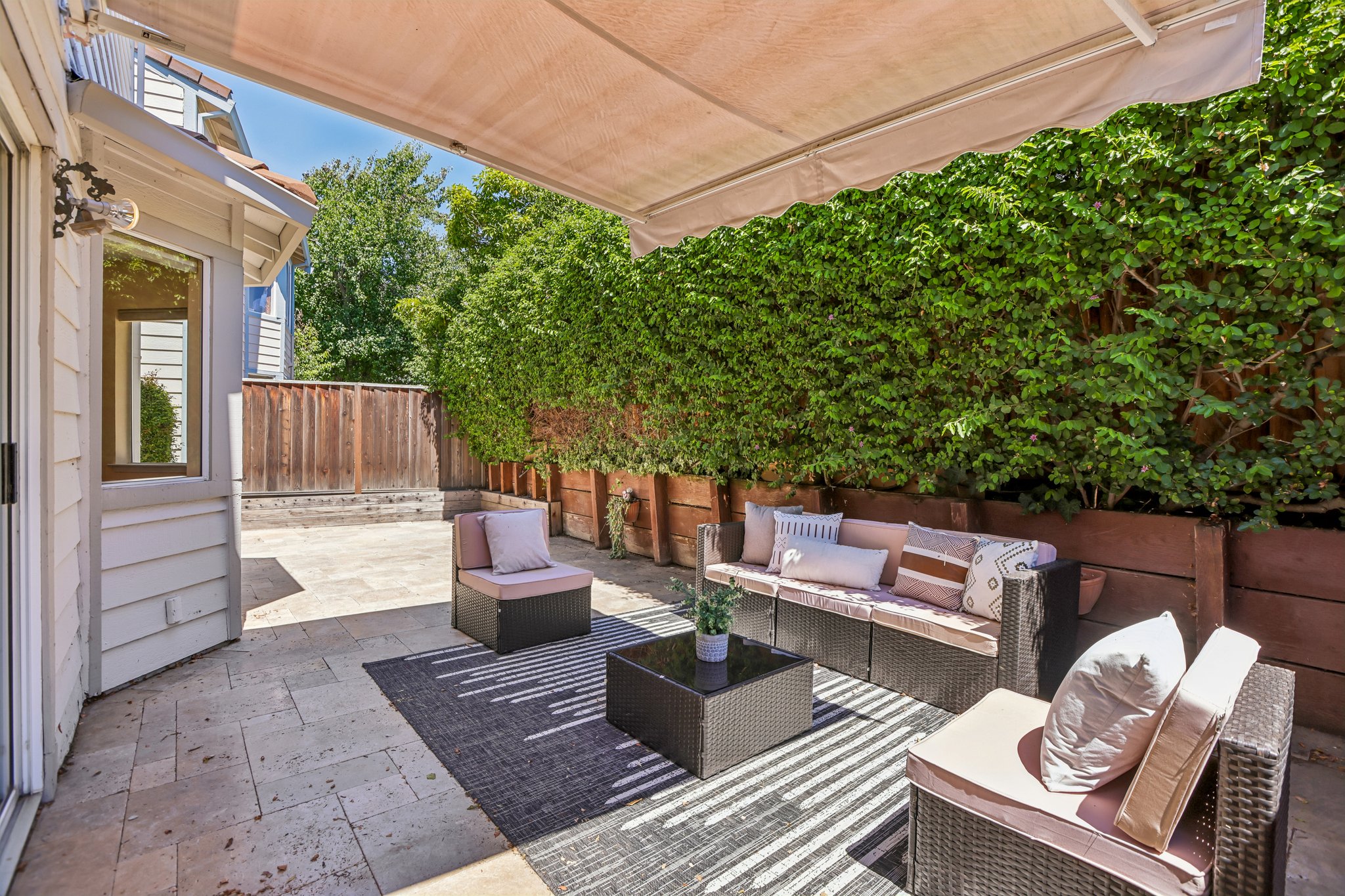 Farmcrest St-S1506-043.jpg