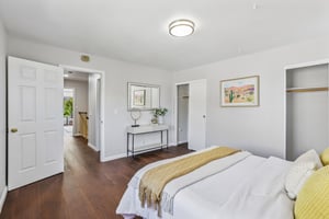 Farmcrest St-S1506-026.jpg