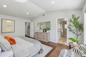 Farmcrest St-S1506-033.jpg