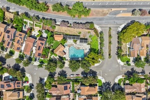 Farmcrest St-2006-916.jpg
