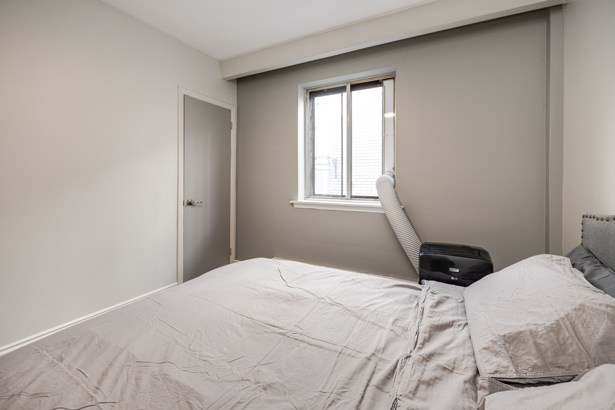 Toronto property showcase — delivered property photograph 9