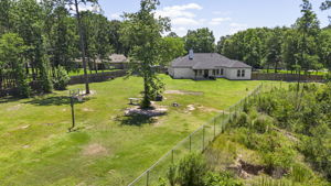  Photo 32