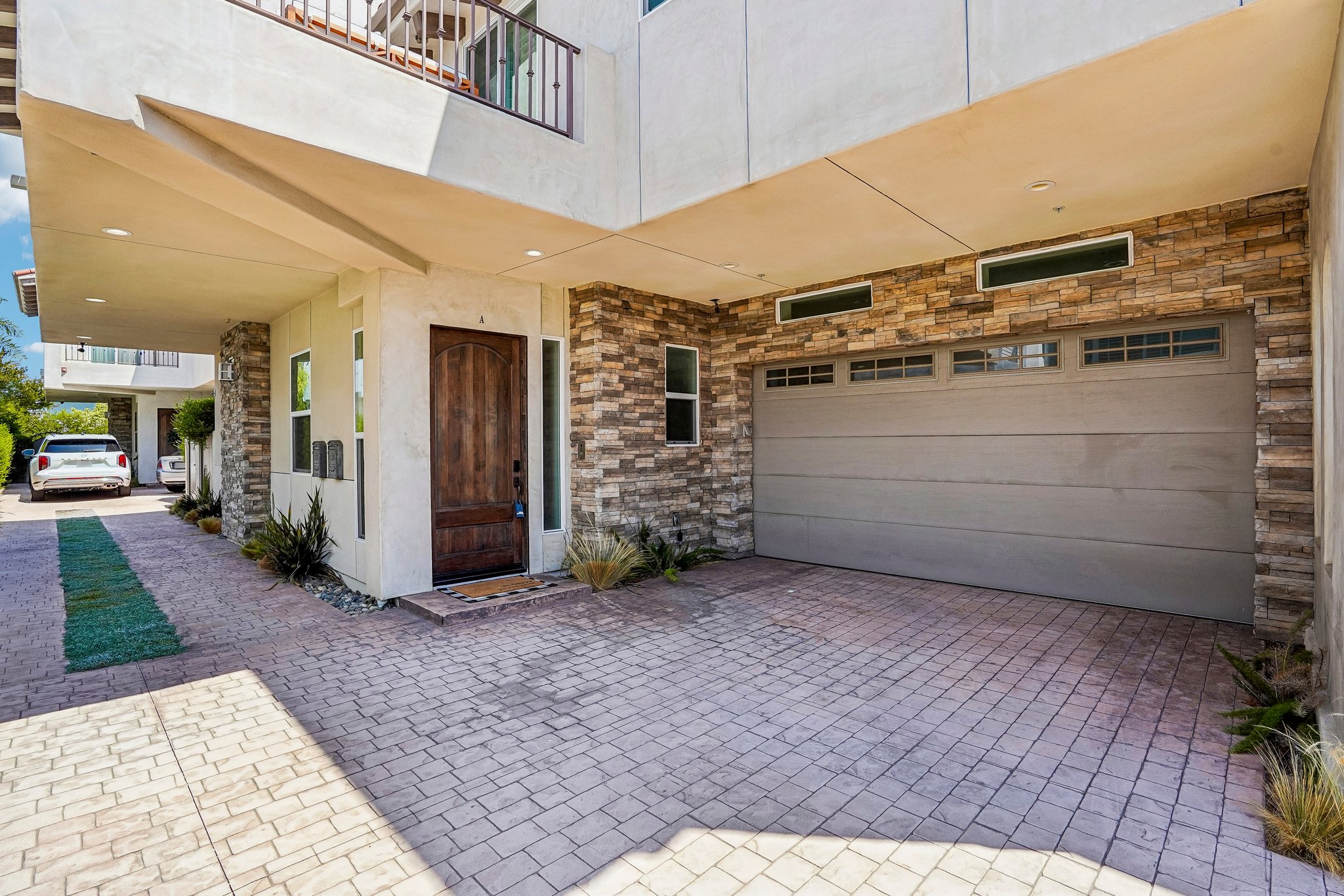 Clark Ln A-S1208-002.jpg
