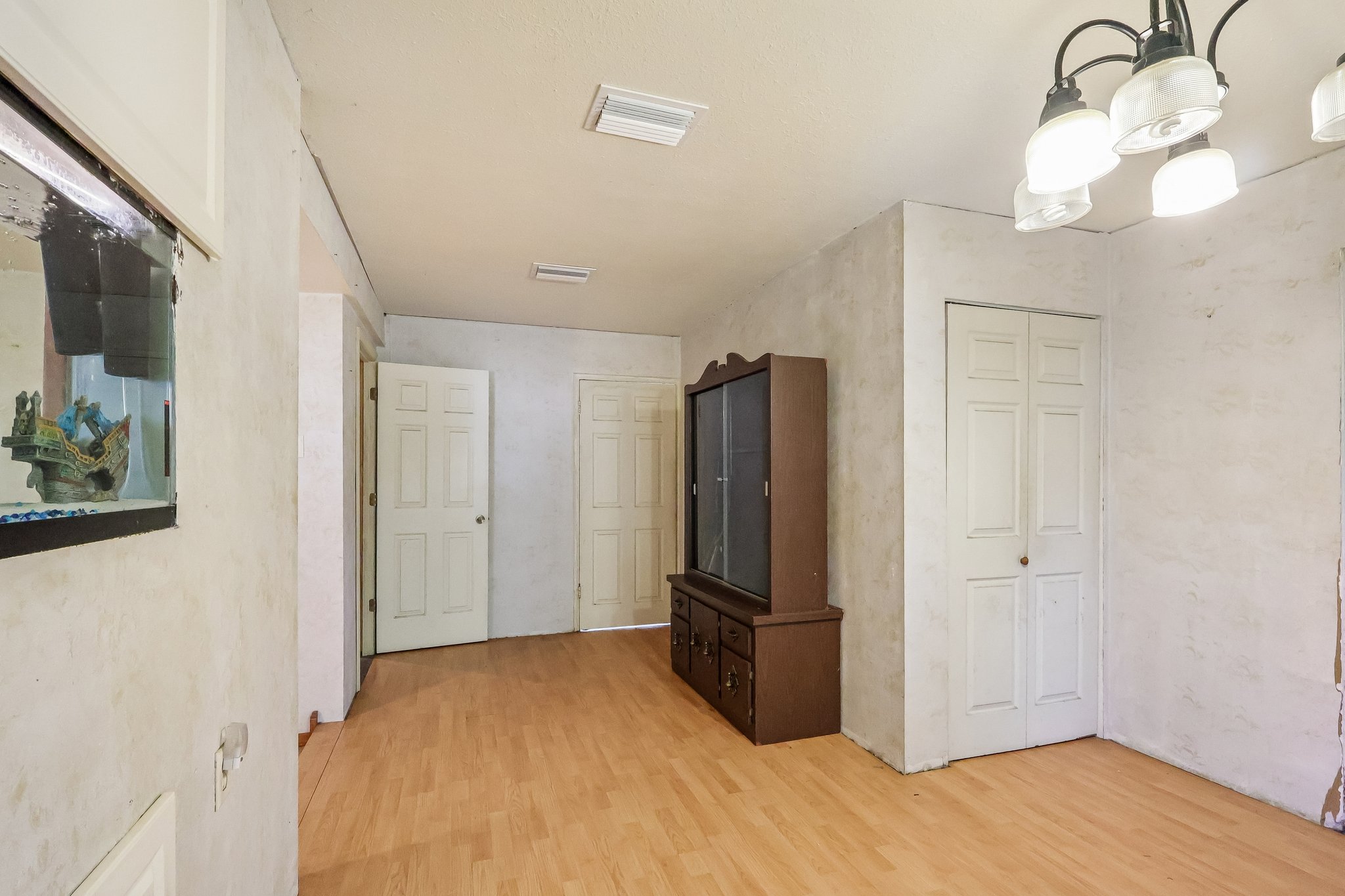 Edgewater Ave-S3006-013.jpg
