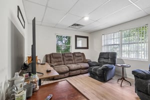 Edgewater Ave-S3006-009.jpg