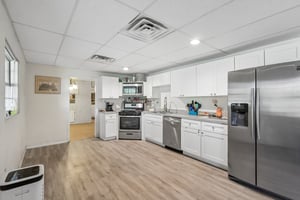 Edgewater Ave-S3006-014.jpg