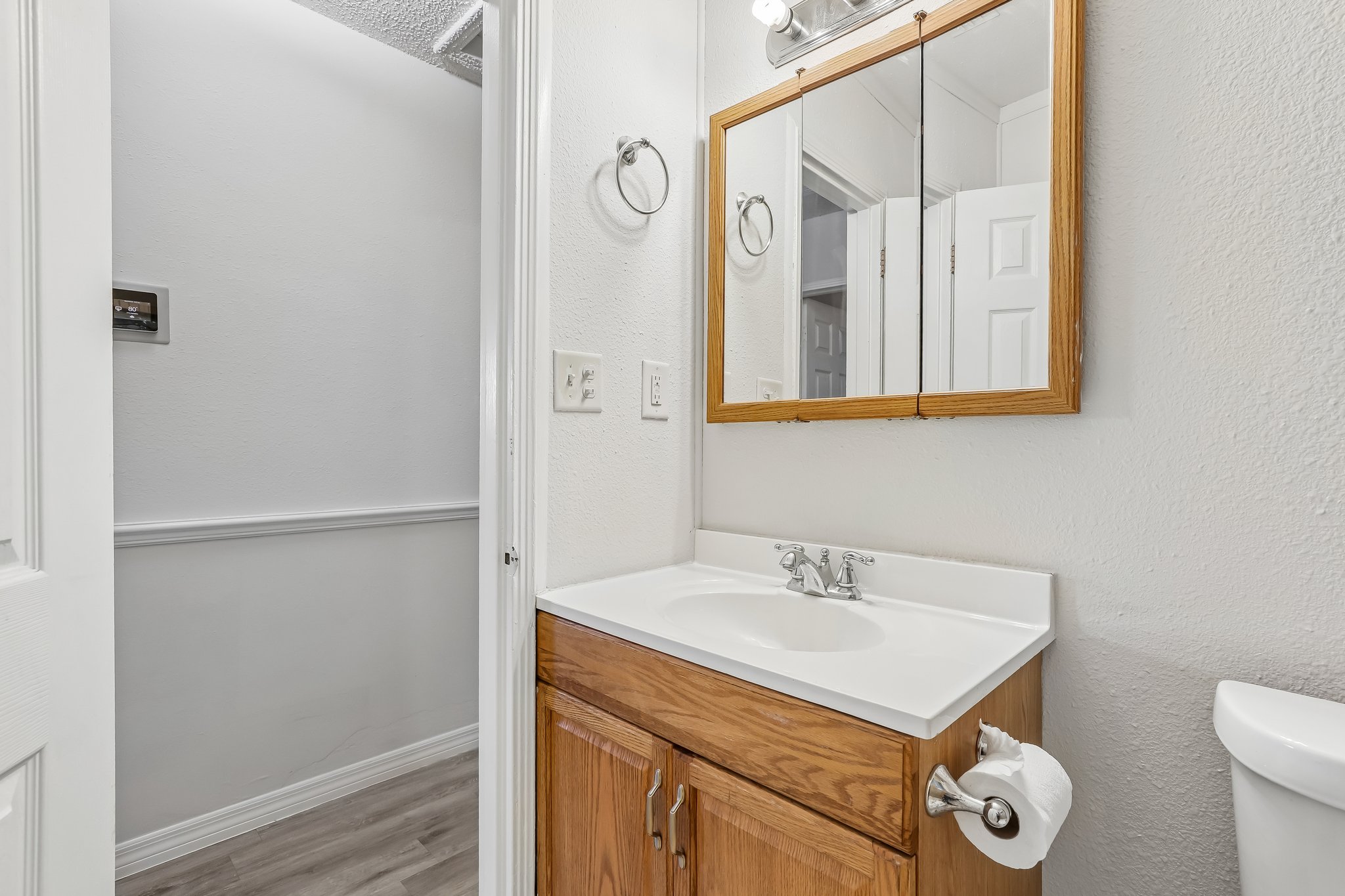 Edgewater Ave-S1009-030.jpg