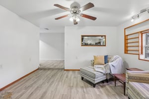 Edgewater Ave-S1009-006.jpg