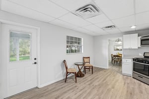 Edgewater Ave-S1009-014.jpg