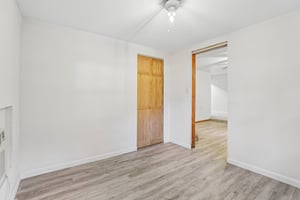 Edgewater Ave-S1009-017.jpg