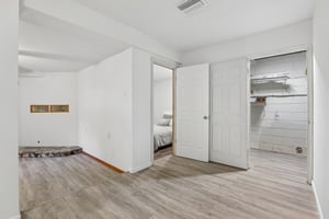 Edgewater Ave-S1009-018.jpg