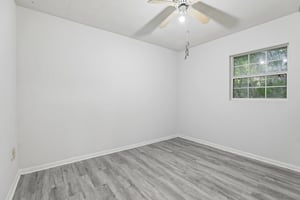 Edgewater Ave-S1009-031.jpg