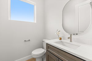  Photo 40