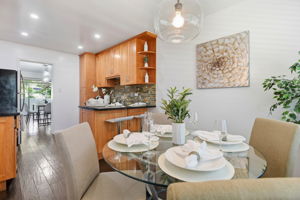 017_F8_2315 Sharon Rd