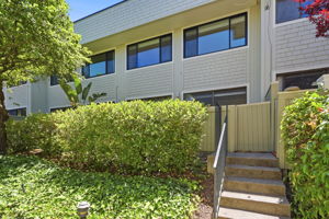 047_F8_2315 Sharon Rd