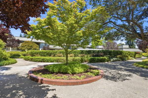 049_F8_2315 Sharon Rd