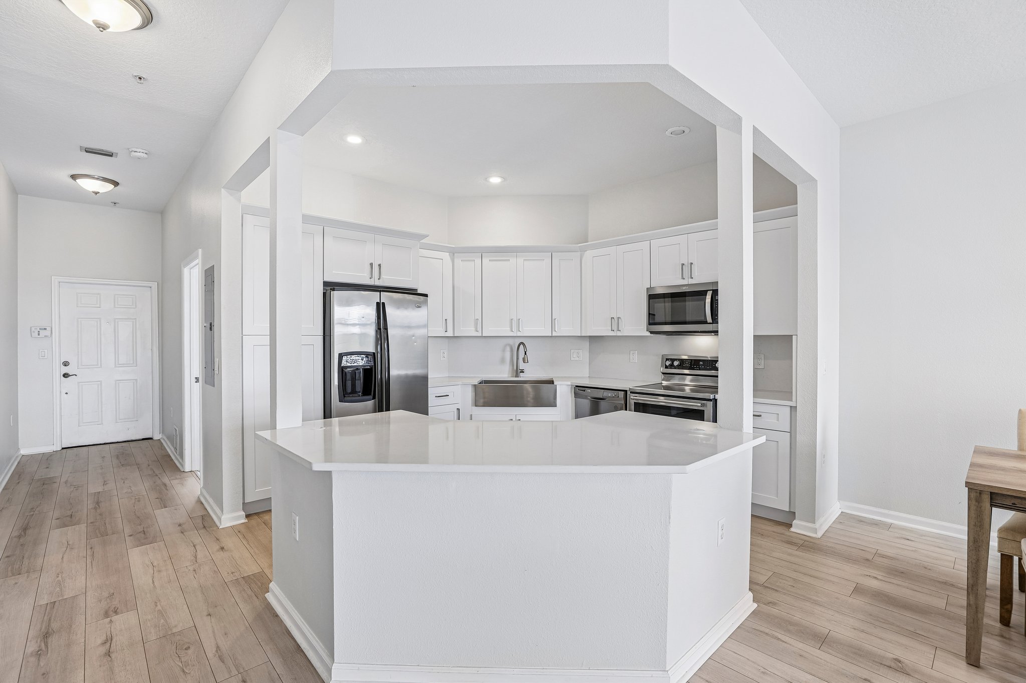 Upper Park Rd 302-S2204-009.jpg