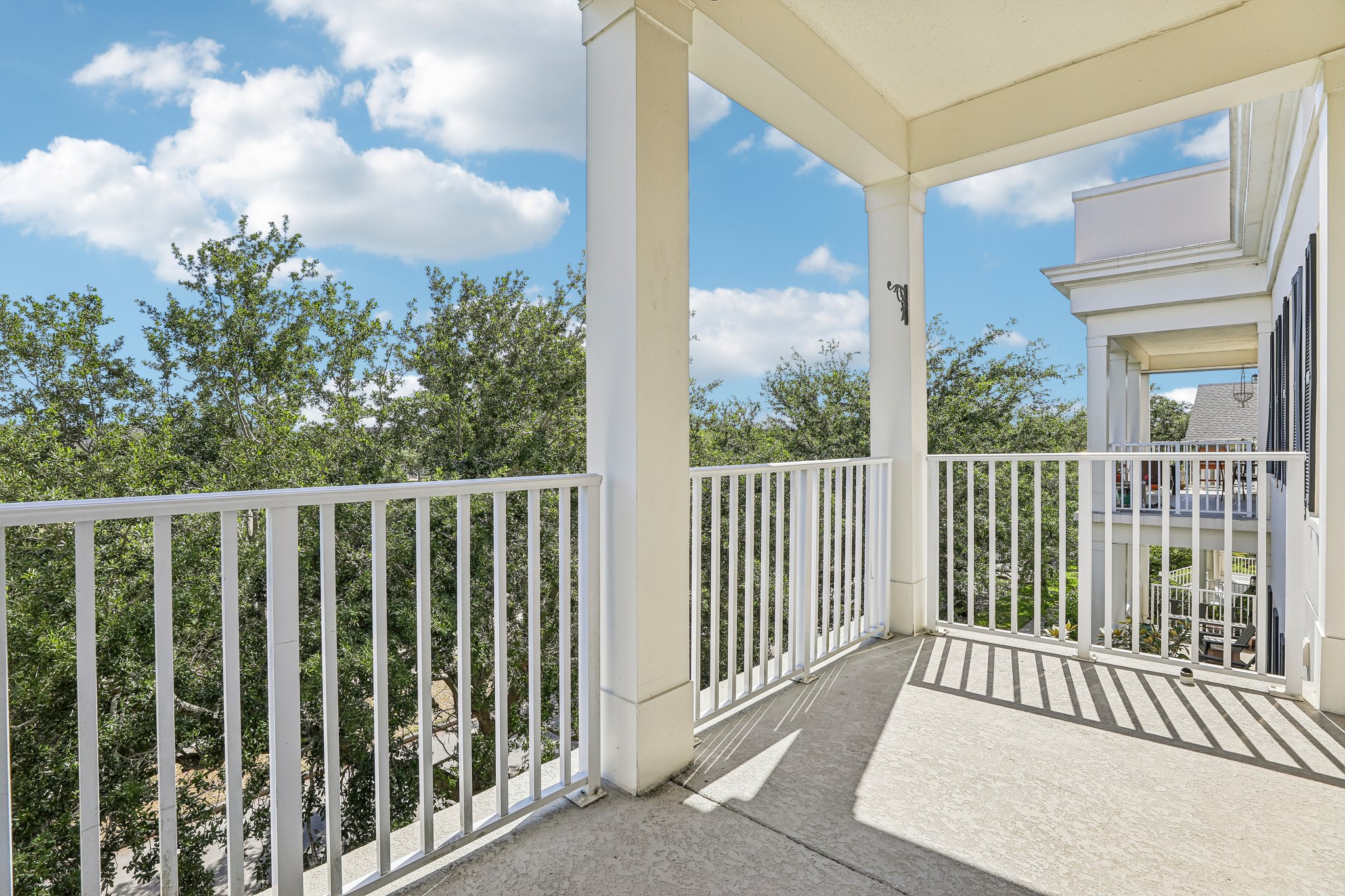 Upper Park Rd 302-S2204-027.jpg