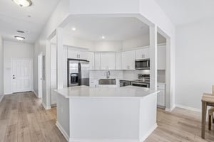 Upper Park Rd 302-S2204-009.jpg