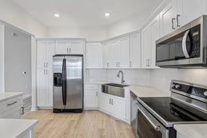 Upper Park Rd 302-S2204-010.jpg