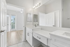 Upper Park Rd 302-S2204-025.jpg