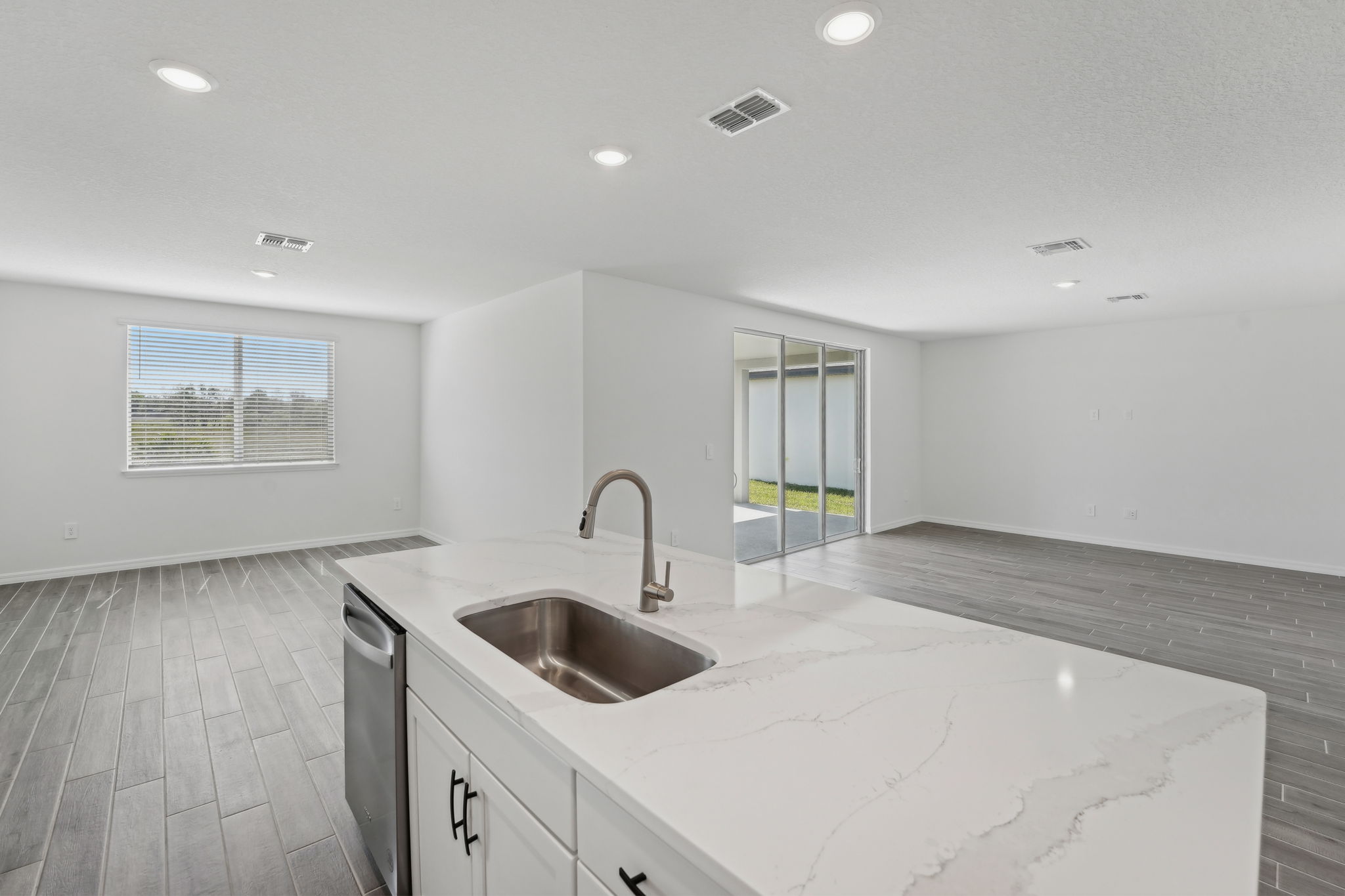 Tampa Division - Stuart Crossing - Lot 0130 - 2316 Citrus Blossom Drive, Bartow, FL - 018