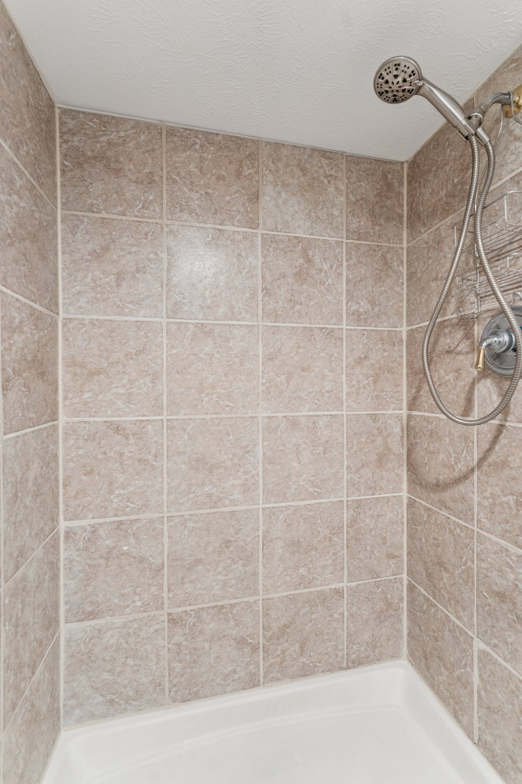 7299 - 2316 N 69th St_014.jpg