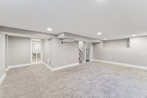 7299 - 2316 N 69th St_012.jpg