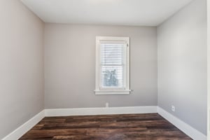 7299 - 2316 N 69th St_018.jpg