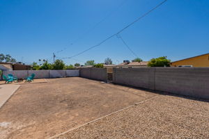  Photo 44