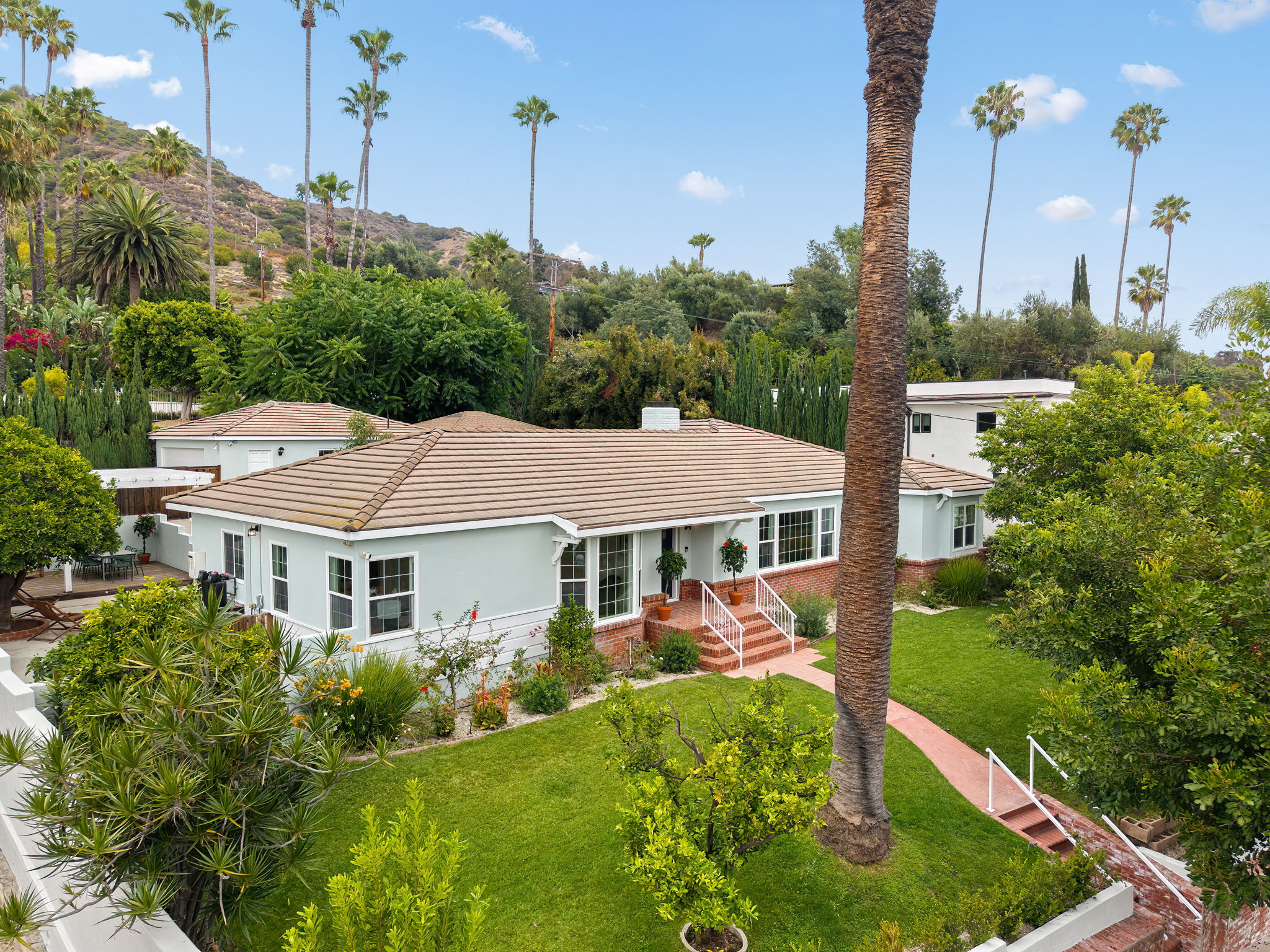 2317 Hill Drive-4