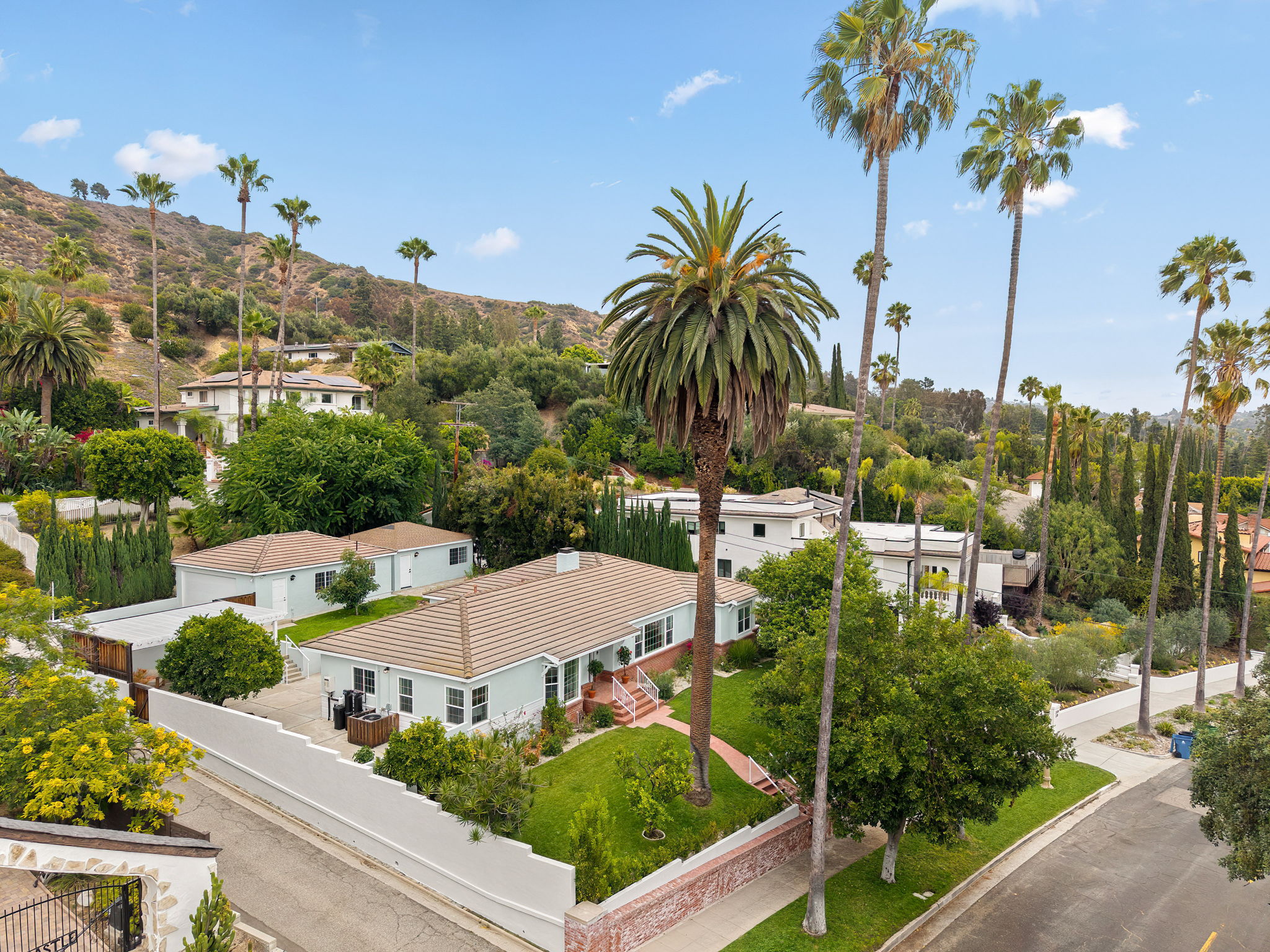 2317 Hill Drive-5