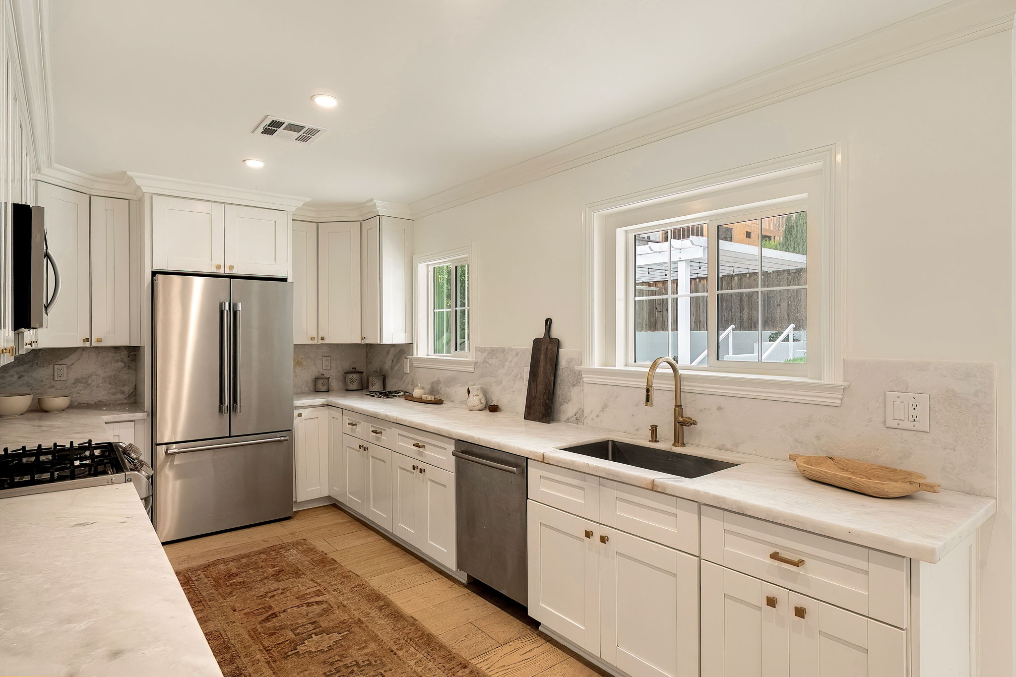 2317 Hill Drive-32